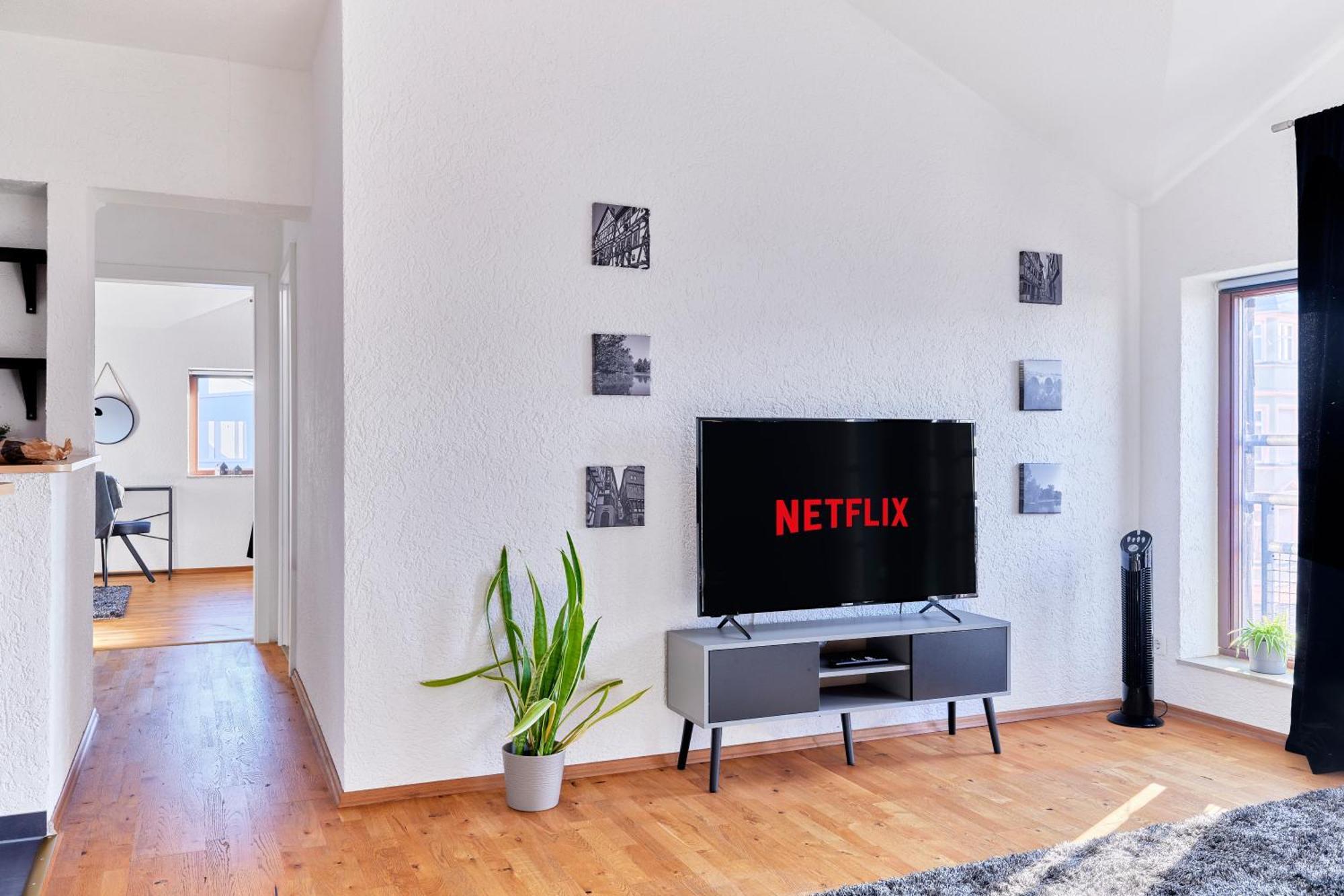 Traumferienwohnung Domblick I Parkplatz Inklusive I Zentral Gelegen I Altstadtnaehe I Netflix Лимбург-ан-дер-Лан Экстерьер фото